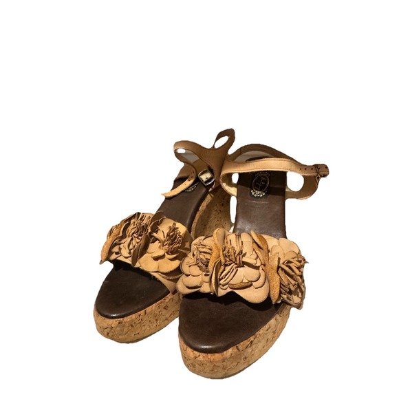 salpy‎ Shoes Women's Tan Fllowers Cork Wedge Heels Size 5.5 - Picture 1 of 5
